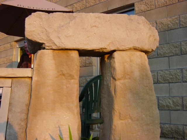 Smeltmelt Grille - Stonehenge on the Patio